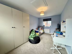 Photo 9- click for photo gallery